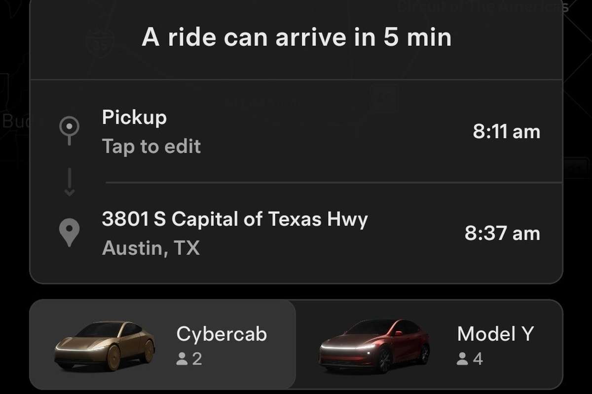 A gold Cybercab at an Austin event. Photo via @DirtyTesLa / X