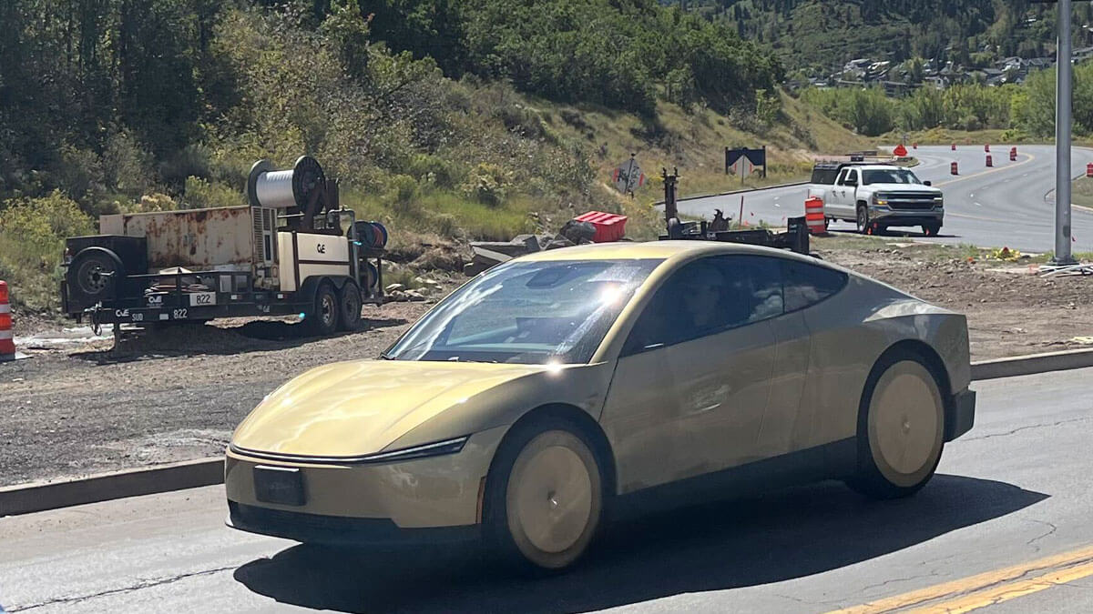 Gold Cybercab at Bonanza Drive and Deer Valley Drive in Park City on Friday, Sept. 11.